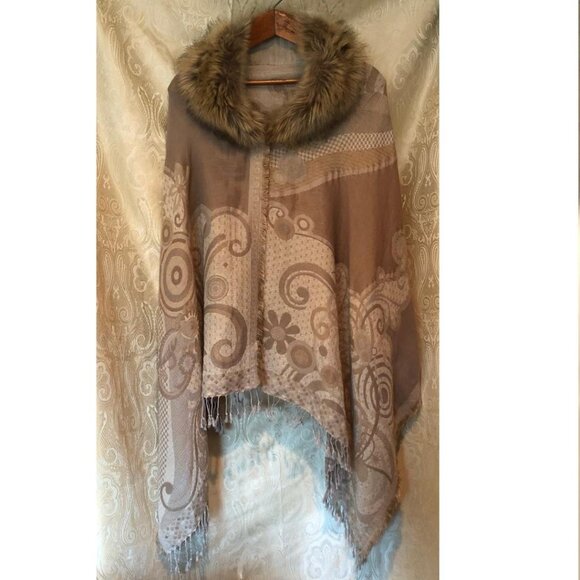 Eyeful Accessories - Eyeful, Tan/Beige, intricate design, wrap/shawl w/faux fur collar, One Size